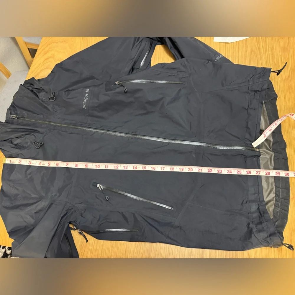 Patagonia M’s Super Cell Jacket – GORE-TEX Paclite® – Size M – Black - Picture 16 of 16